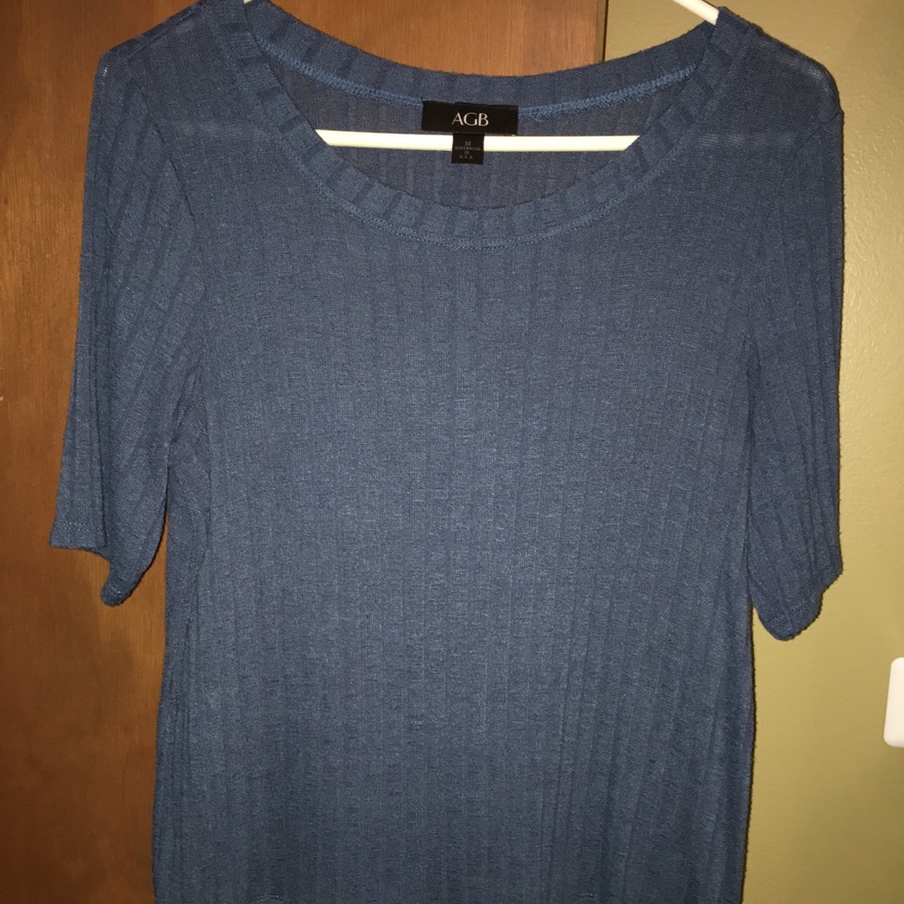 Women’s short sleeve shirt